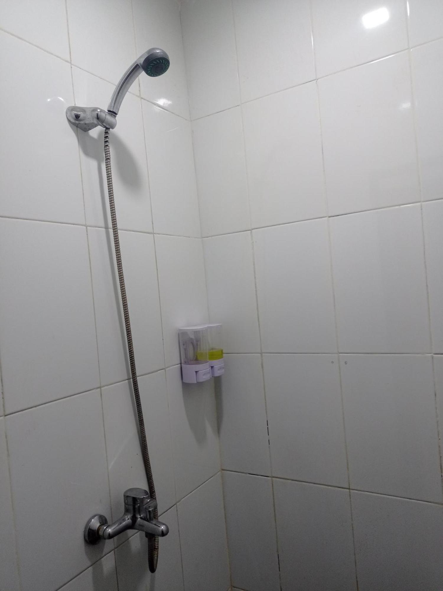 Watu Agung Guest House Magelang Exteriör bild